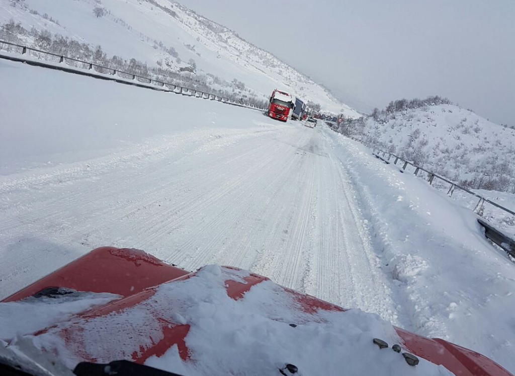 Neve e maltempo, filtraggio dei mezzi pesanti a Macchia d’Isernia