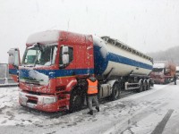 Neve, tir bloccati sulla Trignina e a Castelpetroso