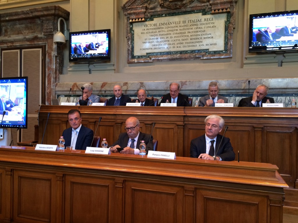 Una banca che salva le imprese e reinveste nel sociale