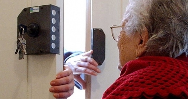 Isernia, anziana donna truffata dalla banda del pacco. Derubata da un finto nipote