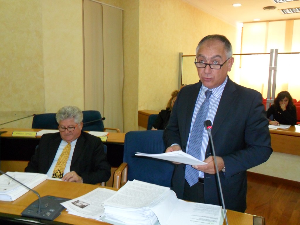 Accesso agli atti infruttuoso, Niro porta la Regione al Tar