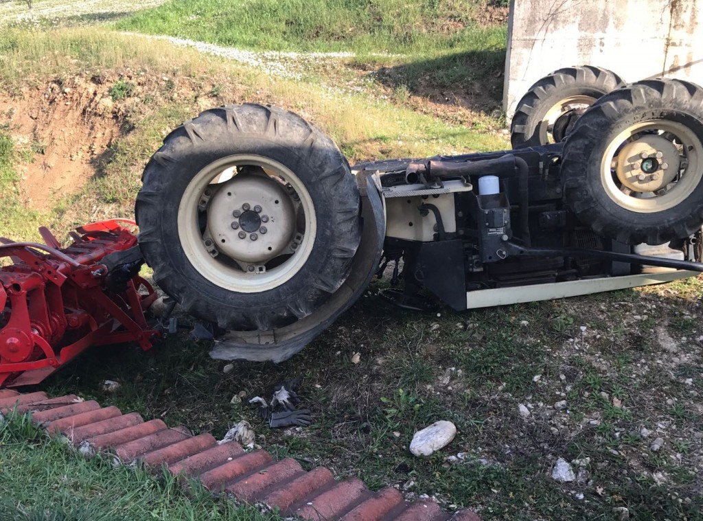 Incidente nei campi in contrada San Vito a Isernia, un uomo muore schiacciato dal trattore