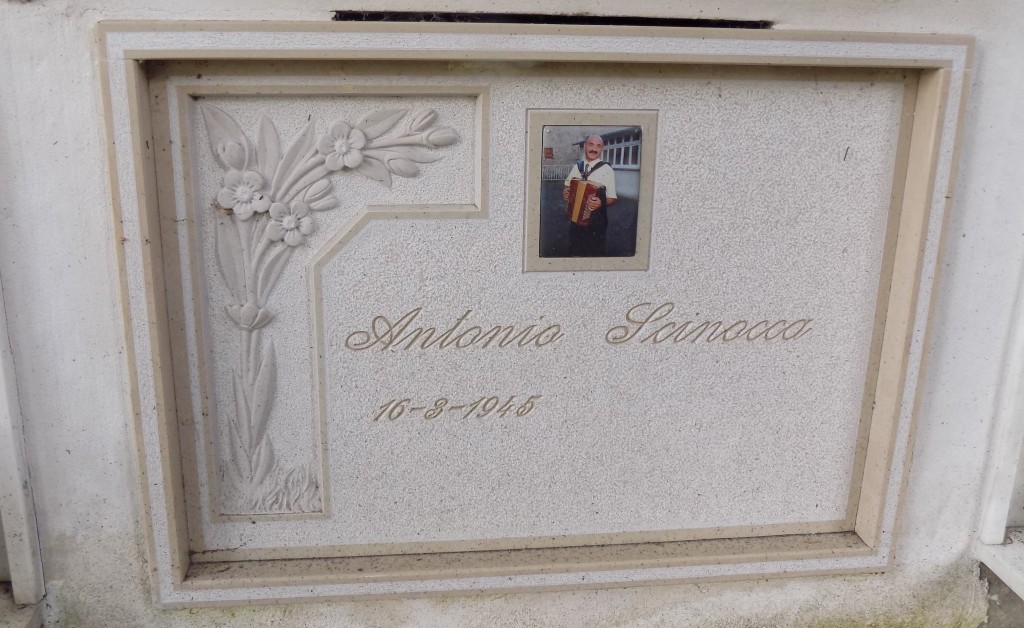 Bojano. Vivo e in buona salute, ma al cimitero c’è già la lapide
