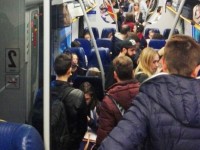 Ennesima odissea per i pendolari isernini: treno stracolmo