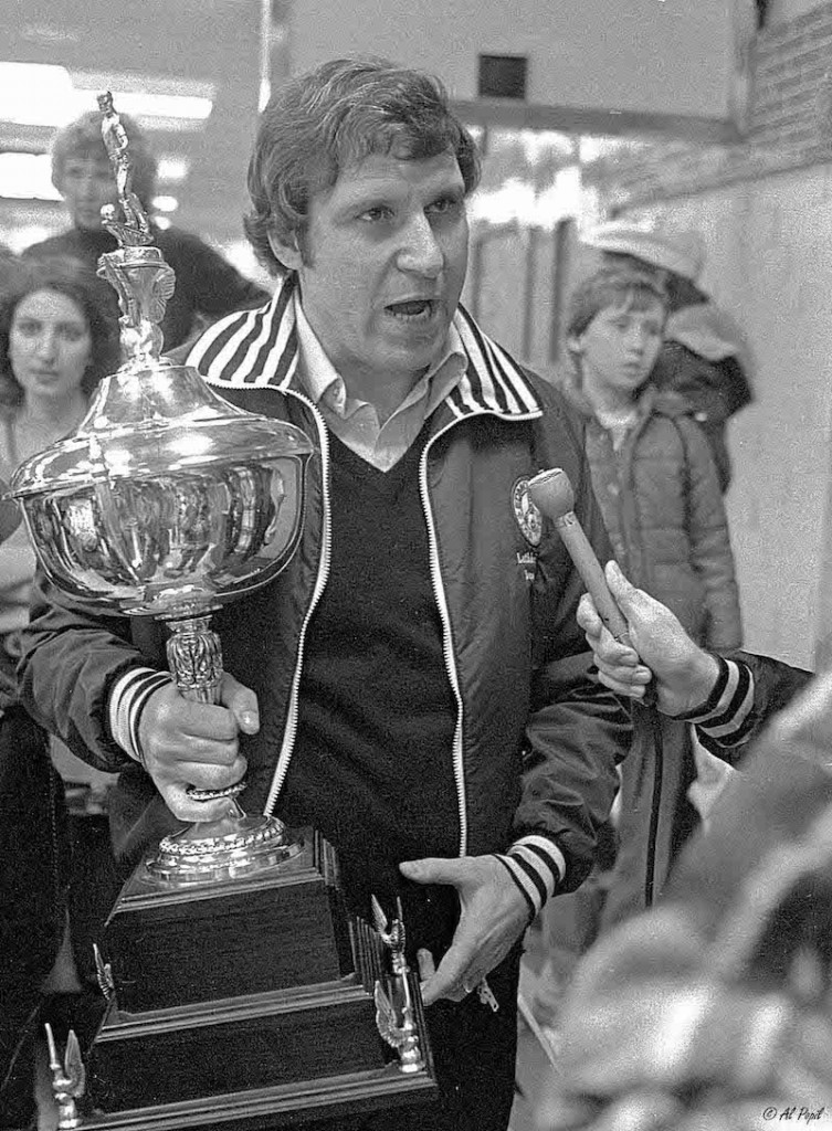 È di Montagano uno dei più forti calciatori canadesi: Joe Petrone