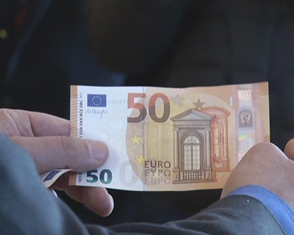 La banconota da 50 euro cambia volto, debutta la serie ‘Europa’