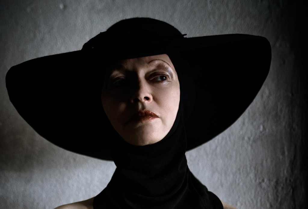 Poietika, Patrizia Valduga chiude il ciclo sul tema della terra