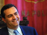 De Magistris racconta la sua “Città ribelle”