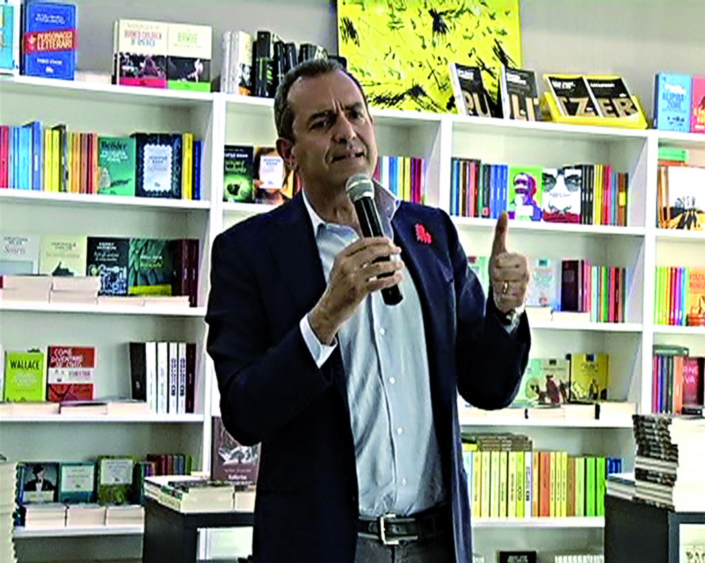 Da Gomorra a capitale di cultura, De Magistris si gode la rivoluzione