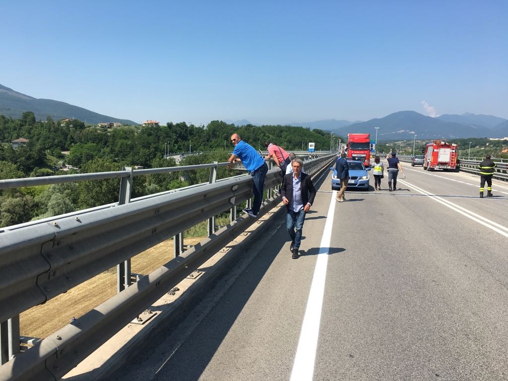 Isernia, dramma sulla statale: tentato omicidio-suicidio