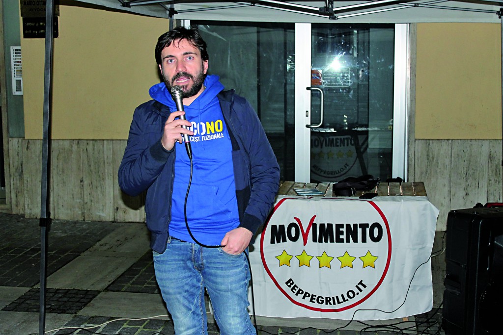 M5S punta al Parlamento: «Renzi ha perso dove è stato fotocopia di Silvio»