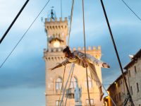 A Castel Del Giudice notti magiche con gli artisti di strada di tutto il mondo