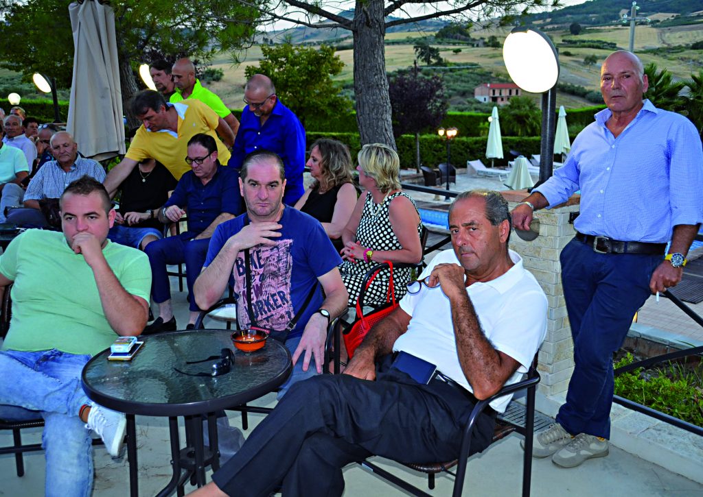 Tonino, il disgelo e il post-it a Paolo: «Da solo perdi…»