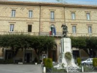 Cane trascinato e ucciso: interviene Palazzo Ducale