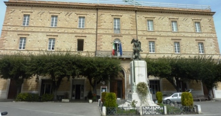 Classe senza stranieri e disabili a Larino, l’amministrazione: «Non ci stiamo!»