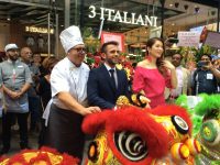 Gelato, caffè e cioccolato. Grande successo per lo store di tre molisani a Hong Kong