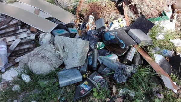 Discariche a cielo aperto nelle borgate di Isernia