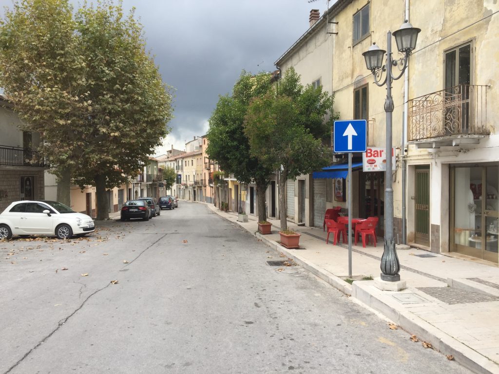 A Cercemaggiore via Roma diventa a senso unico, il paese si divide