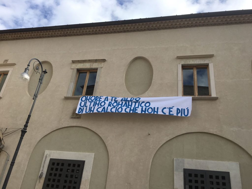 Funerali Biscardi. «Addio all’ultimo romantico del calcio»