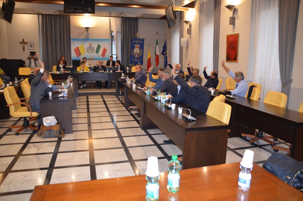 Termoli. Svolta in municipio, ora Commissioni aperte