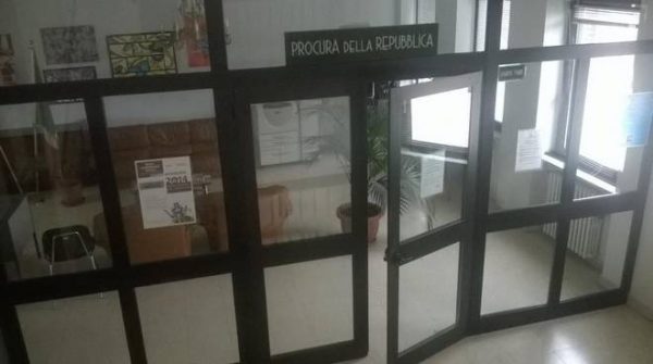 Picchia, morde e stupra la ragazza: in carcere 25enne di Termoli