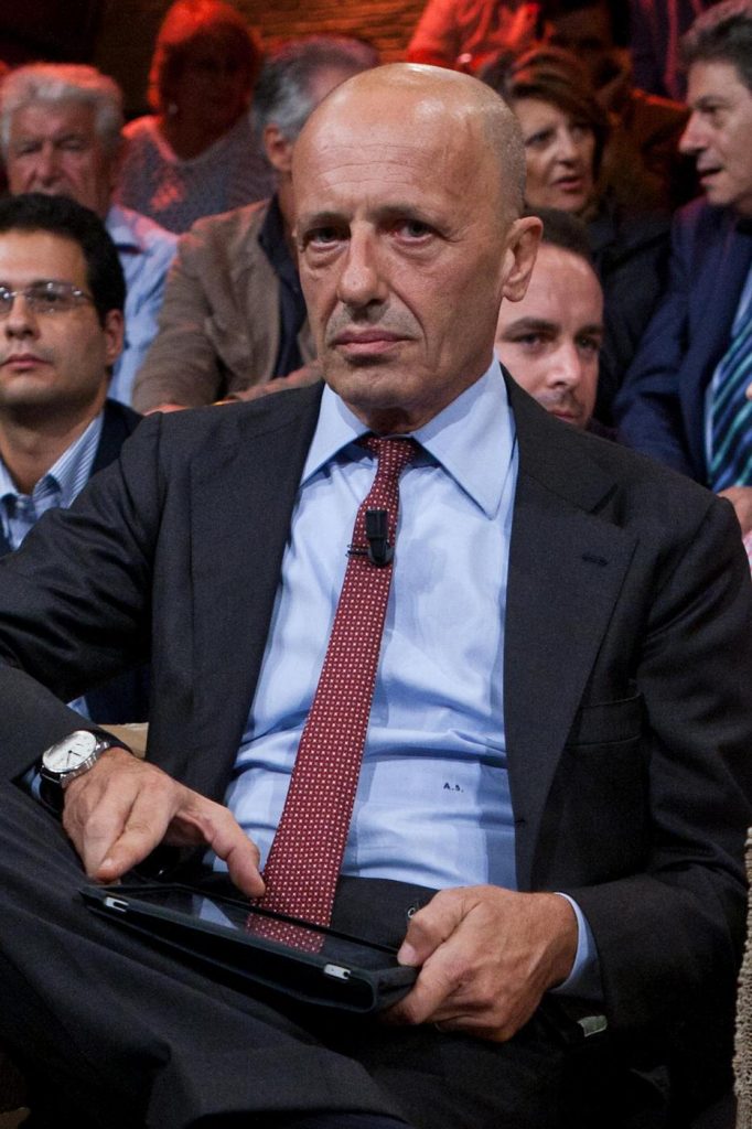 Foto Roberto Monaldo / LaPresse
11-09-2012 Roma
Interni
Trasmissione tv "Ballarò"
Nella foto Alessandro Sallusti

Photo Roberto Monaldo / LaPresse
11-09-2012 Rome
Tv program  "Ballarò"
In the photo Alessandro Sallusti