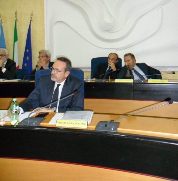 Via listino e disgiunto, Molise collegio unico la riforma elettorale