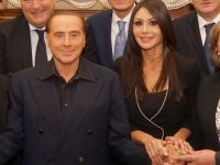 Il ritorno di Berlusconi, il futuro del centrodestra: stasera a ‘Fuoco incrociato’