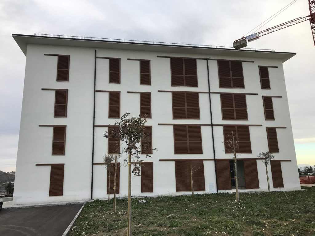 Case popolari in via Facchinetti a Campobasso, consegnate le chiavi a 30 inquilini