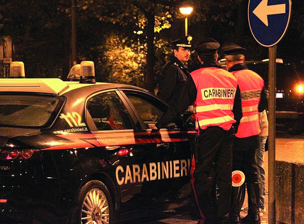 Si gioca tutto e accusa un migrante di rapina, isernino finisce nei guai