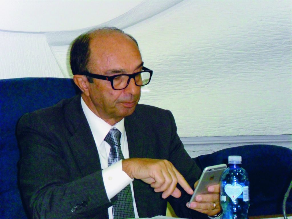 Non si vota a marzo. A Palazzo D’Aimmo tensione e veleni