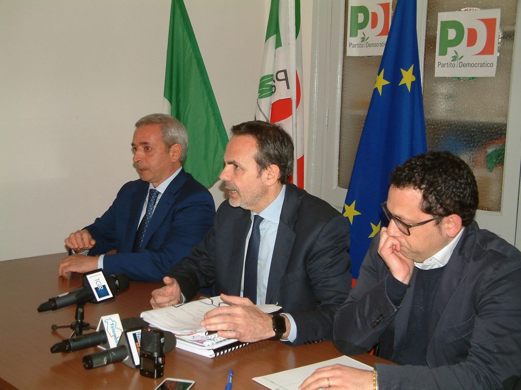 Regionali il 4 marzo o il mese dopo, è guerra pure sulla data del voto