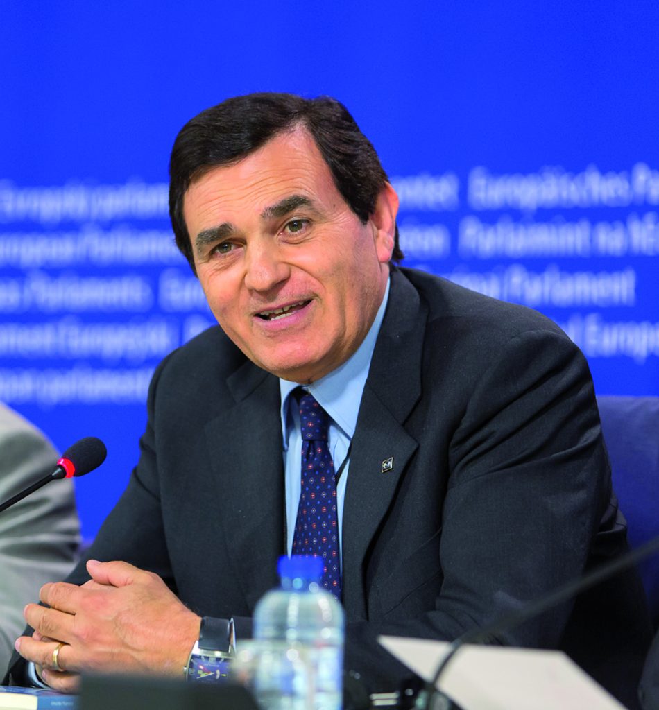 Patriciello non molla: vertice nella Capitale sul collegio degli azzurri