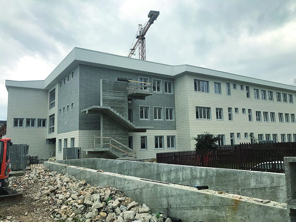 Caos scuole a Isernia, sui social infuriano le polemiche in attesa delle soluzioni