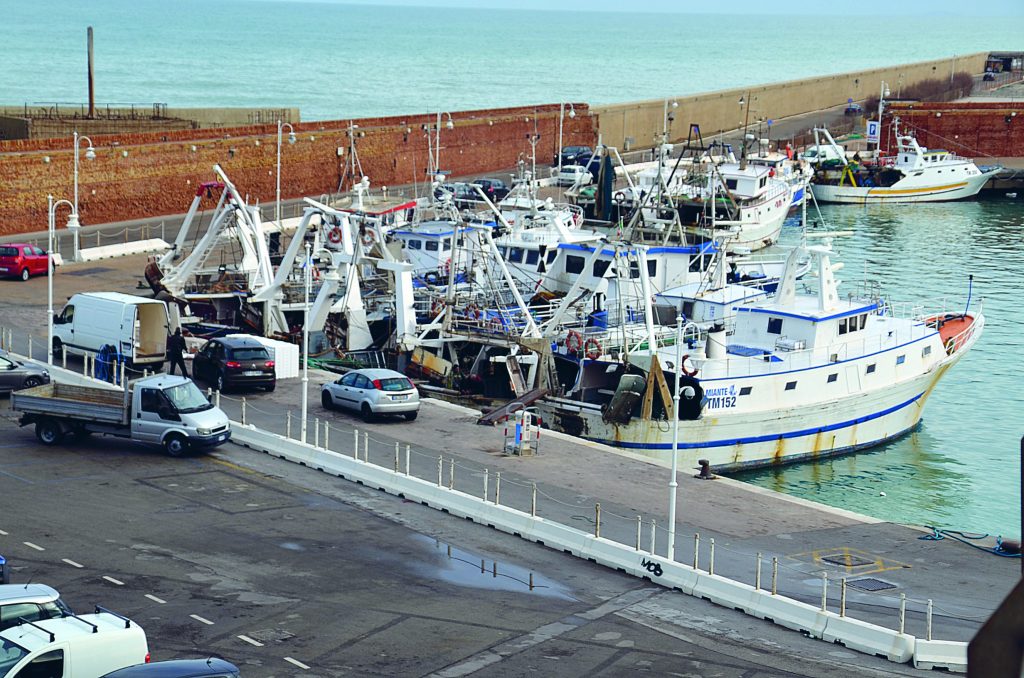 Pesca, associazioni di categoria pronte a mollare gli ormeggi