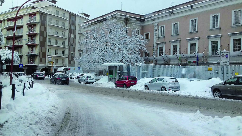 Al volante solo se necessario e con prudenza, ecco alcuni consigli