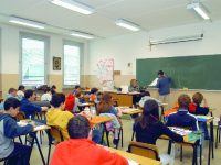 Emergenza nelle scuole: dalla società normativa a quella affettiva