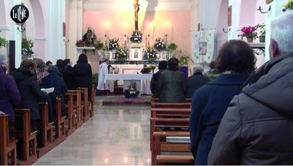 Isernia, fedeli in fibrillazione chiedono la revoca del prete accusato