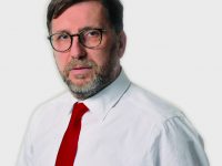 La sfida del 3 marzo, Pd: tre candidati e quattro liste