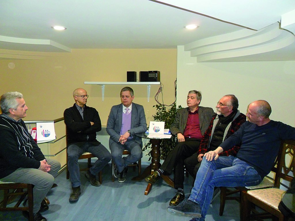 Meno burocrazia e revisione delle pensioni. Destre unite e Forconi stanno con Toma