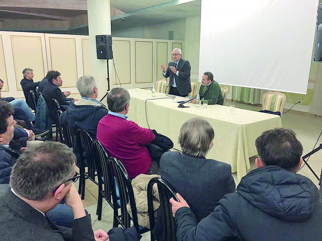 I sindaci puntano su Frattura «Sono pronto, aspetto il Pd»