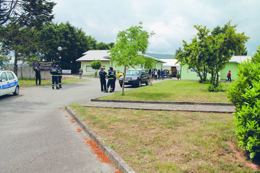 Venti immigrati a Ripaspaccata, monta la protesta