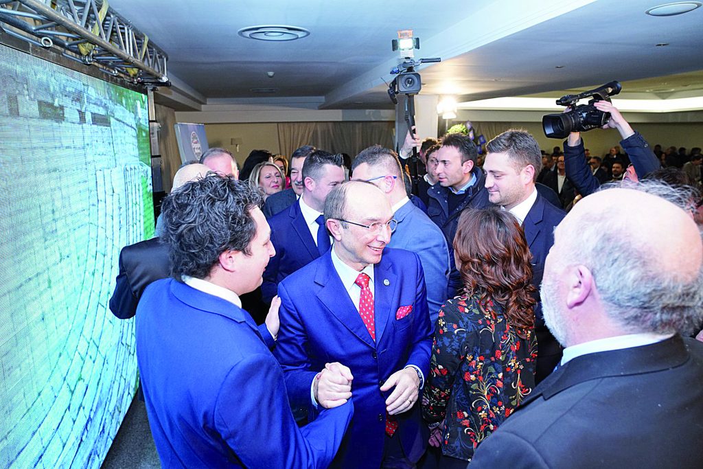 Rush finale per Cotugno «Trasformiamo la regione in un’unica startup…»