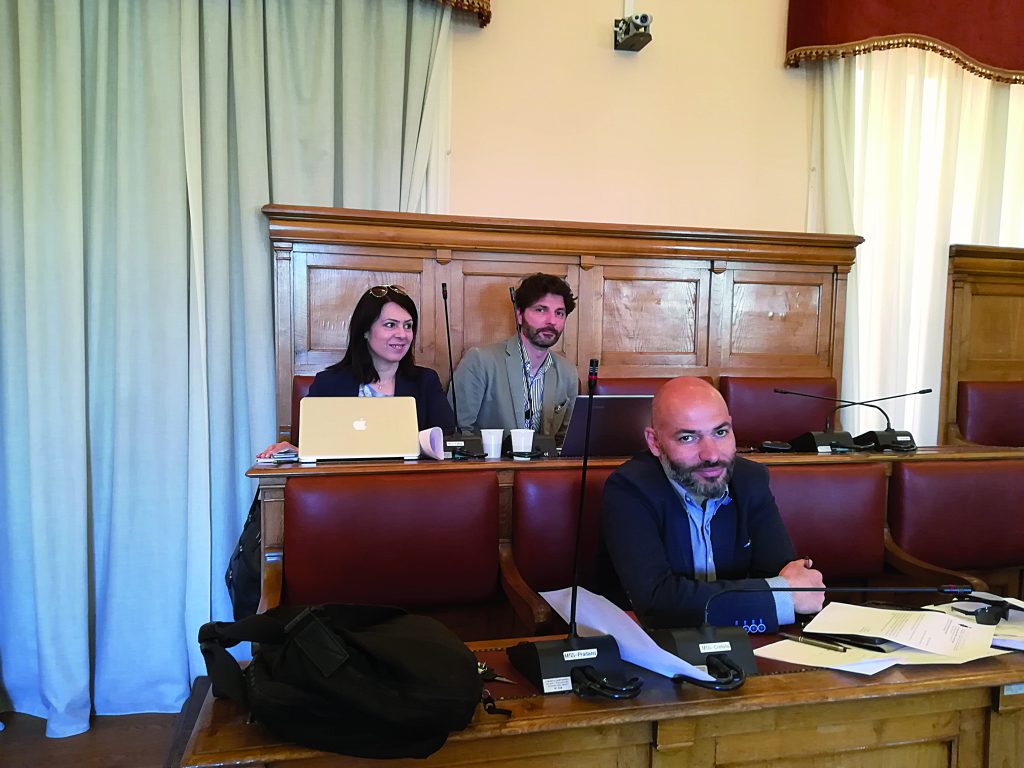 Trasporti nel caos, Gravina spara a zero su Regione e Comune