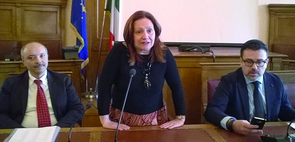 Campobasso, fare acquisti aiutando le associazioni di volontariato: con la Loco card da oggi si può