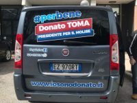 Un van, due auto e giovani ambasciatori: Toma presenta il #perbene tour