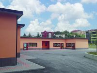 Vandali in azione in due scuole di Campobasso, bottino magro ma danni ingenti