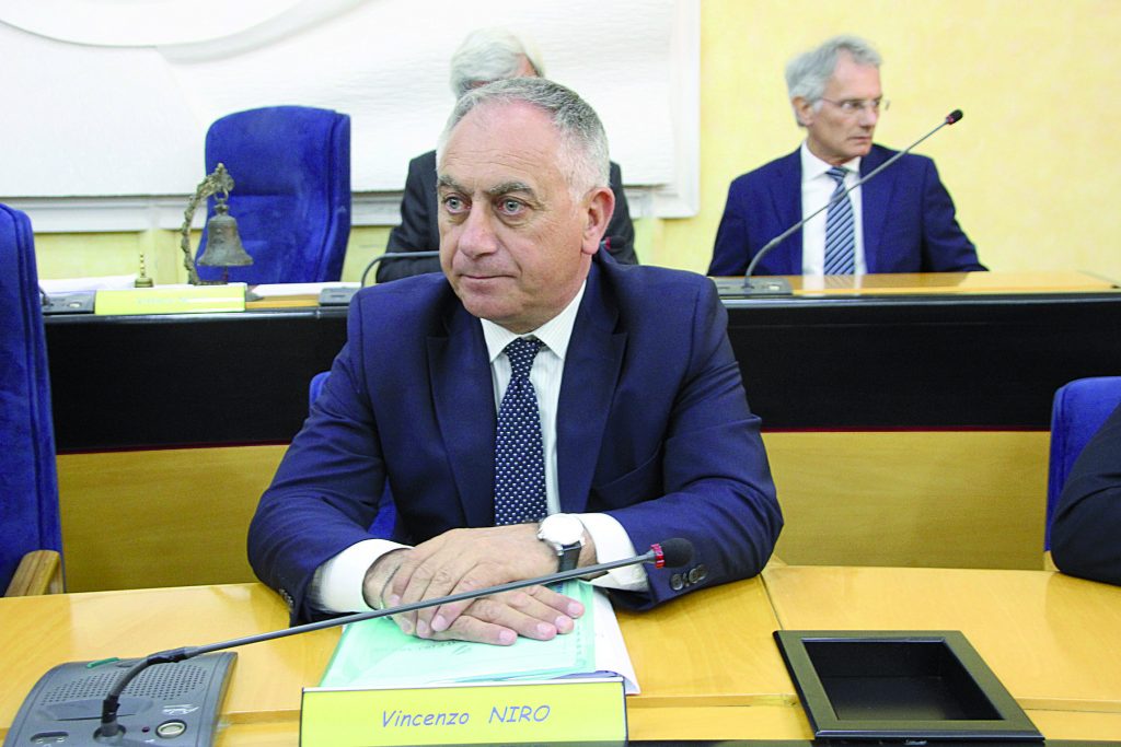 Quattro corsie e piano globale per la mobilità, l’agenda di Niro