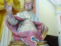 Isernia si prepara a onorare il ‘Santone’ e scattano i divieti