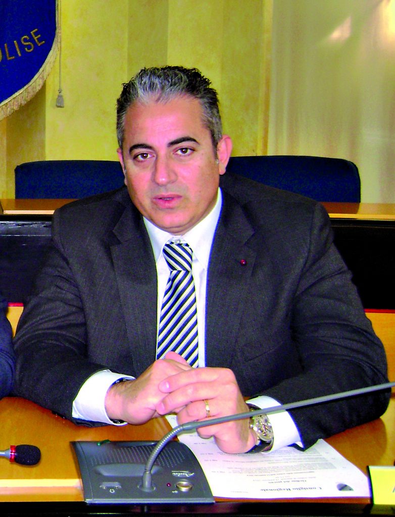 Test antidroga per assessori e consiglieri, Scarabeo ripropone il disegno di legge